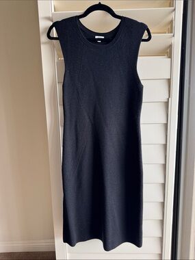 Vince Black Sleeveless Midi Wool Knit Dress! 🖤🖤🖤